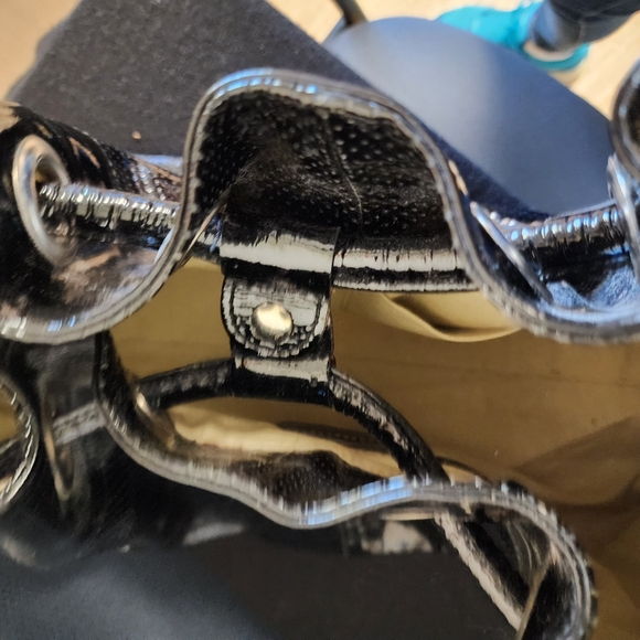 Roberta Gandolfi patent black bag - Picture 16 of 16